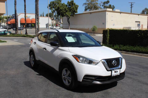 2020 Nissan Kicks S FWD photo