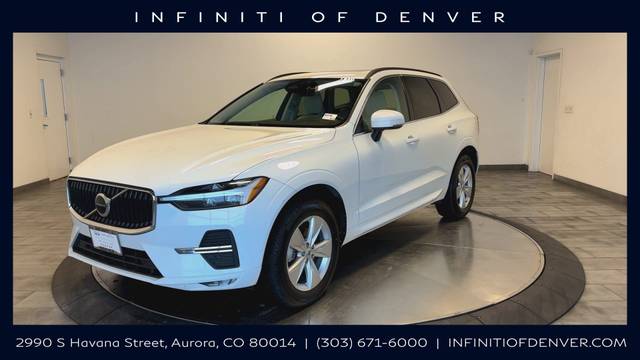 2022 Volvo XC60 Momentum AWD photo