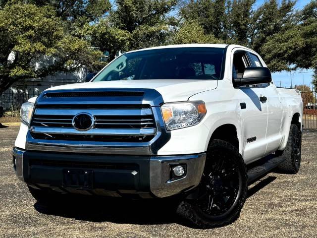 2017 Toyota Tundra SR5 4WD photo