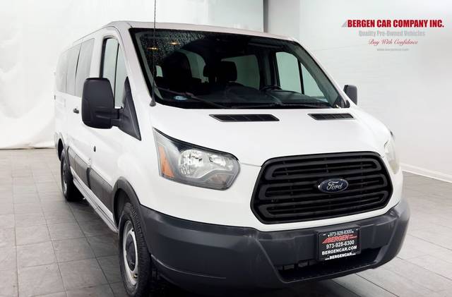 2017 Ford Transit Passenger Wagon XL RWD photo