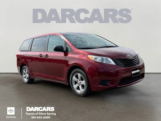 2015 Toyota Sienna L FWD photo