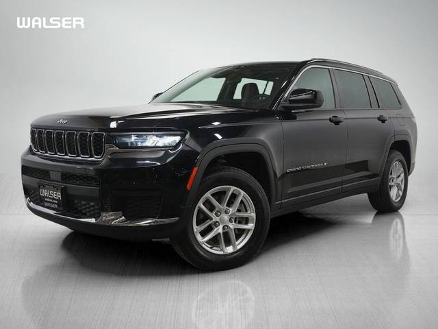 2023 Jeep Grand Cherokee L Laredo 4WD photo