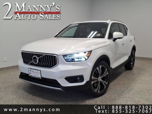 2020 Volvo XC40 Inscription AWD photo