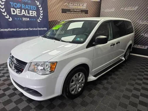 2019 Dodge Grand Caravan SE FWD photo