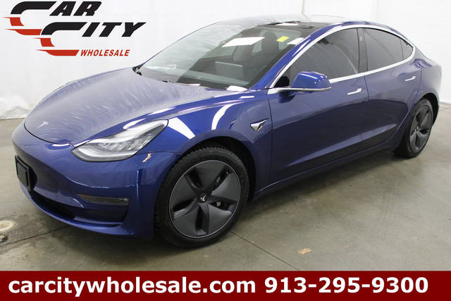 2020 Tesla Model 3 Long Range AWD photo