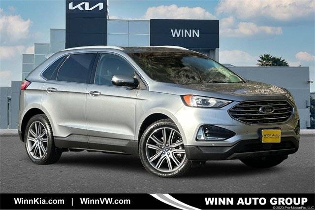 2020 Ford Edge Titanium AWD photo