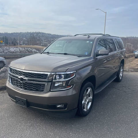2015 Chevrolet Suburban LT 4WD photo