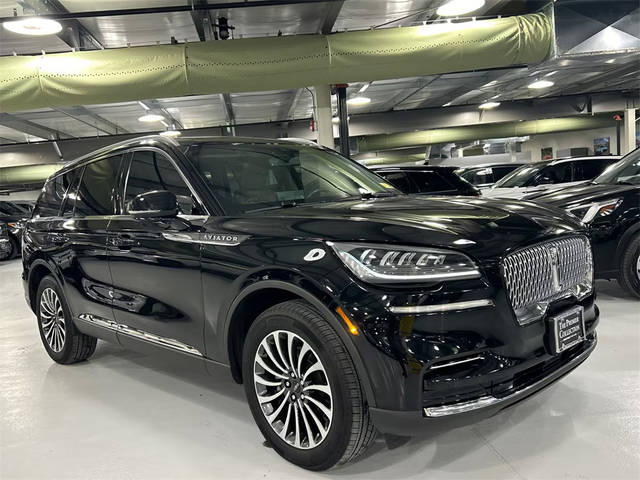 2022 Lincoln Aviator Standard AWD photo
