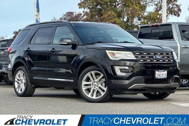 2016 Ford Explorer XLT 4WD photo
