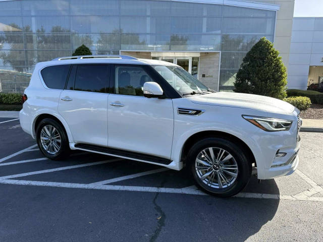 2023 Infiniti QX80 LUXE 4WD photo