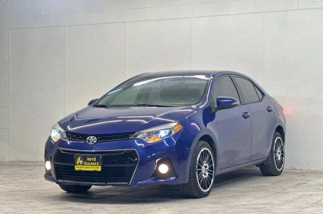 2015 Toyota Corolla S Premium FWD photo