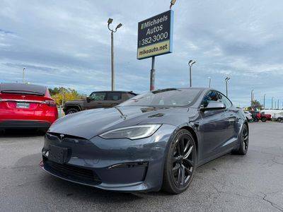 2023 Tesla Model S Plaid AWD photo