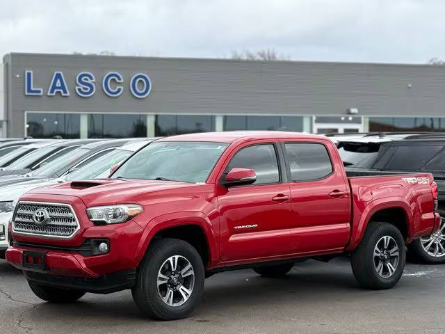 2016 Toyota Tacoma SR 4WD photo