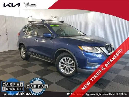 2018 Nissan Rogue SV FWD photo