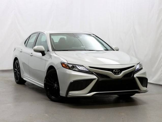 2023 Toyota Camry XSE FWD photo