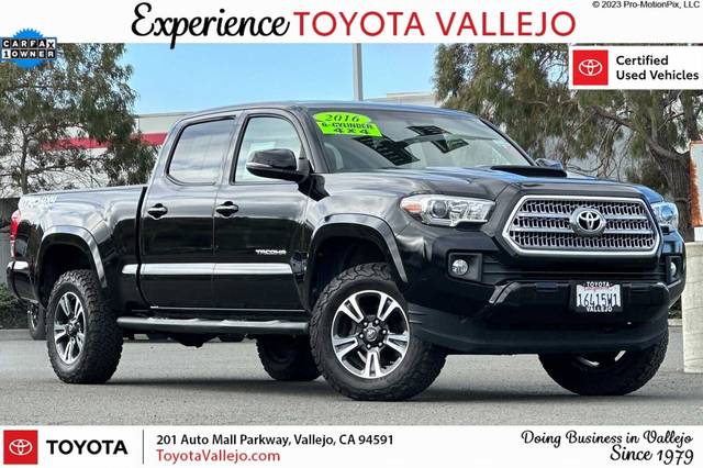 2016 Toyota Tacoma TRD Sport 4WD photo