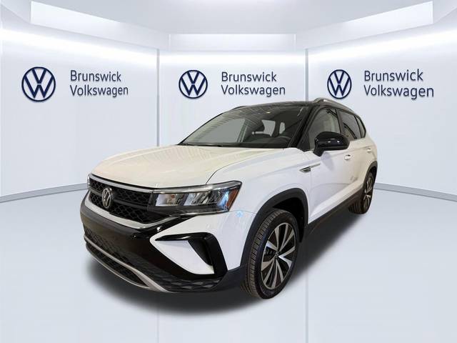 2023 Volkswagen Taos SE FWD photo