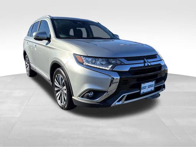 2020 Mitsubishi Outlander ES 4WD photo