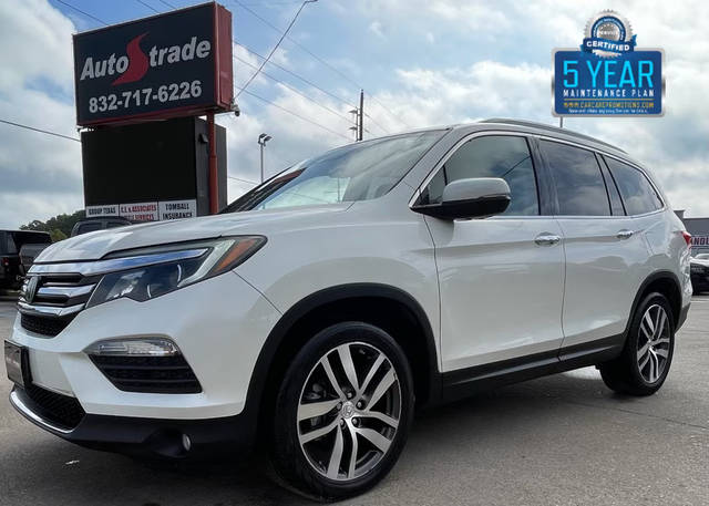 2016 Honda Pilot Touring FWD photo