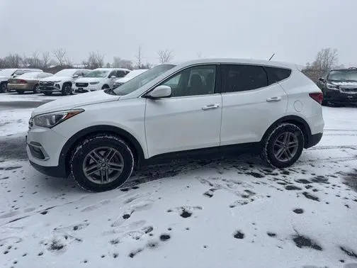 2018 Hyundai Santa Fe Sport 2.4L AWD photo