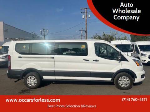 2022 Ford Transit Passenger Wagon XLT RWD photo