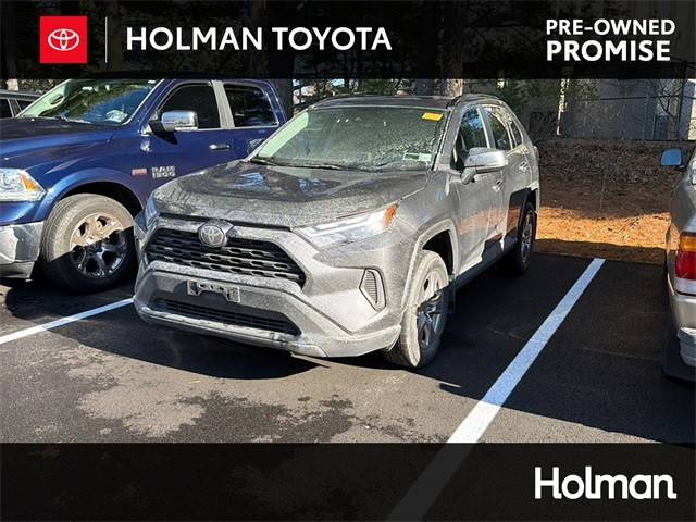 2022 Toyota RAV4 XLE AWD photo