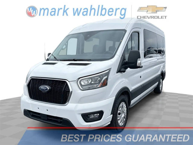 2023 Ford Transit Passenger Wagon XL RWD photo