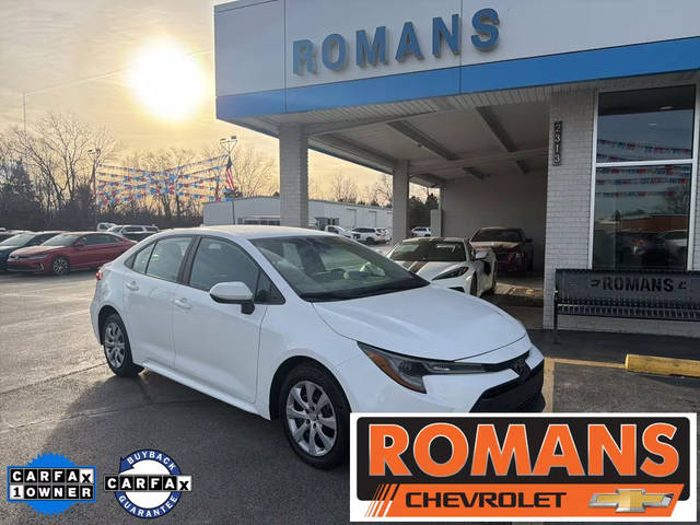 2023 Toyota Corolla LE FWD photo