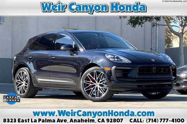2023 Porsche Macan GTS AWD photo