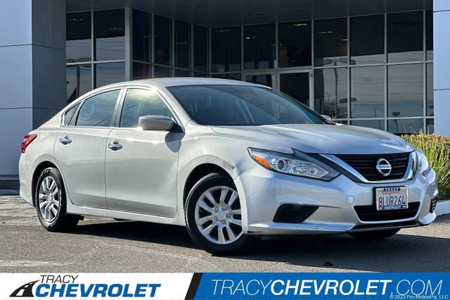 2016 Nissan Altima 2.5 S FWD photo