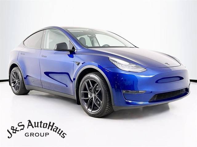 2023 Tesla Model Y Long Range AWD photo