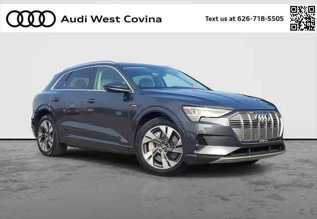 2023 Audi e-tron Premium Plus AWD photo