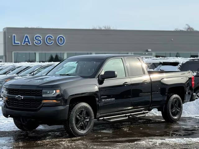 2018 Chevrolet Silverado 1500 Work Truck 4WD photo