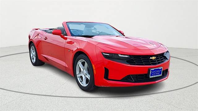 2023 Chevrolet Camaro 1LT RWD photo