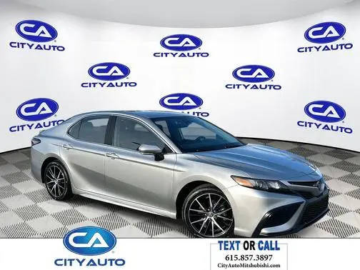 2023 Toyota Camry SE FWD photo