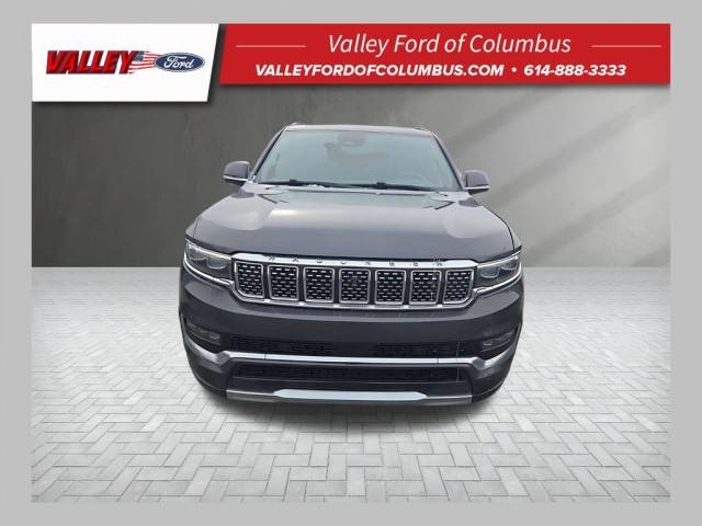 2022 Jeep Grand Wagoneer Series III 4WD photo