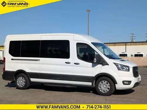 2023 Ford Transit Passenger Wagon XLT RWD photo