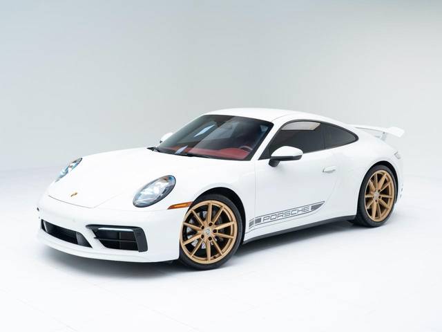 2021 Porsche 911 Carrera RWD photo