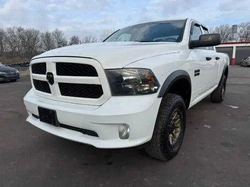 2018 Ram 1500 Express 4WD photo