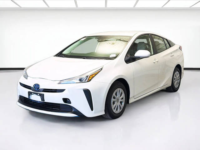 2019 Toyota Prius L Eco FWD photo