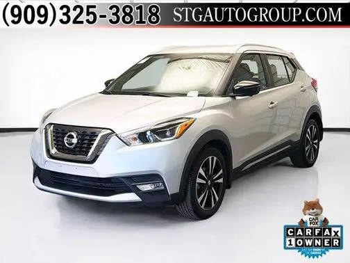 2019 Nissan Kicks SR FWD photo
