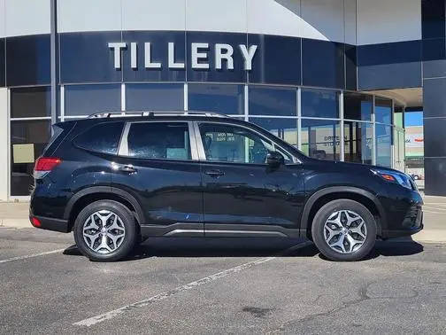 2023 Subaru Forester Premium AWD photo