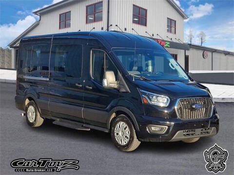 2023 Ford Transit Passenger Wagon XLT RWD photo