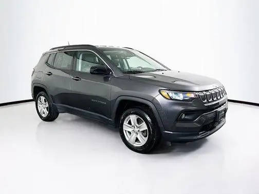 2022 Jeep Compass Latitude 4WD photo