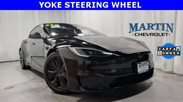 2023 Tesla Model S Standard Range AWD photo