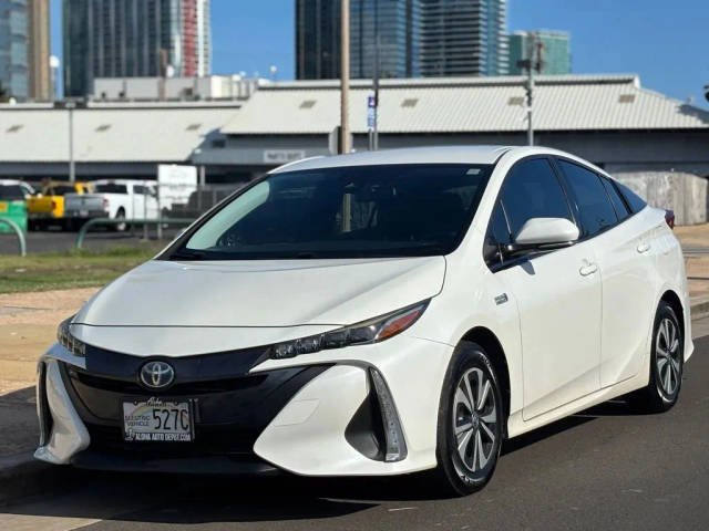 2018 Toyota Prius Prime Premium FWD photo
