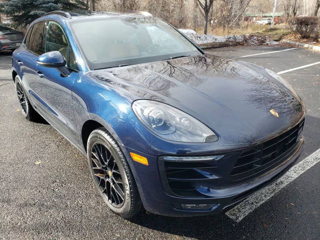 2018 Porsche Macan GTS AWD photo
