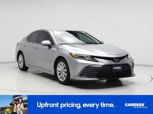 2022 Toyota Camry LE FWD photo