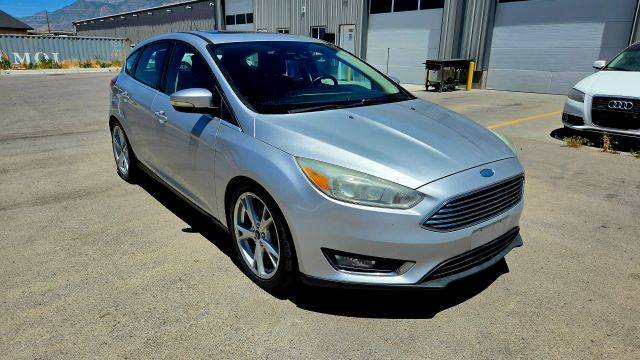 2015 Ford Focus Titanium FWD photo