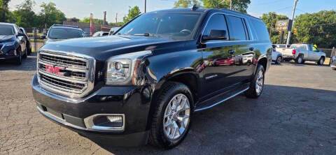 2015 GMC Yukon XL SLT 4WD photo
